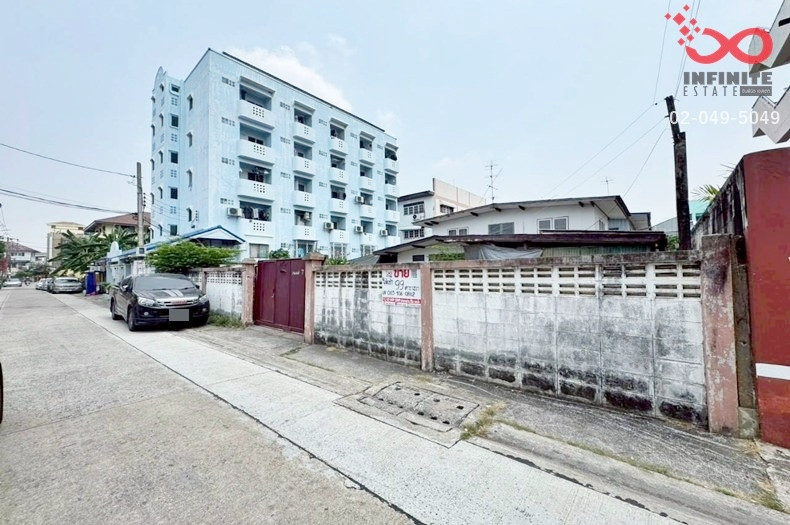 2-story detached house for sale, 99 sq m, Lat Phrao 110, Wang Thonglang, near the Yellow Line, selling cheap.