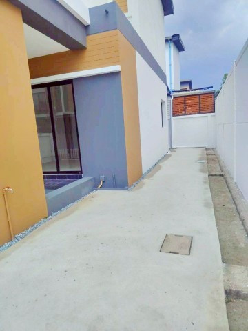 JAS Community Mall 290 ม.3นอน รร.กสิณธรเซนต์ปีเตอร์ 500ม. 3น้ำ 33 ตร.ว. MRT คลองบางไผ่ 145 ตร.ม.ทาวน์โฮม 2 ชั้นหลังมุมถนนกาญจนาภิเษก – รูปที่ 3