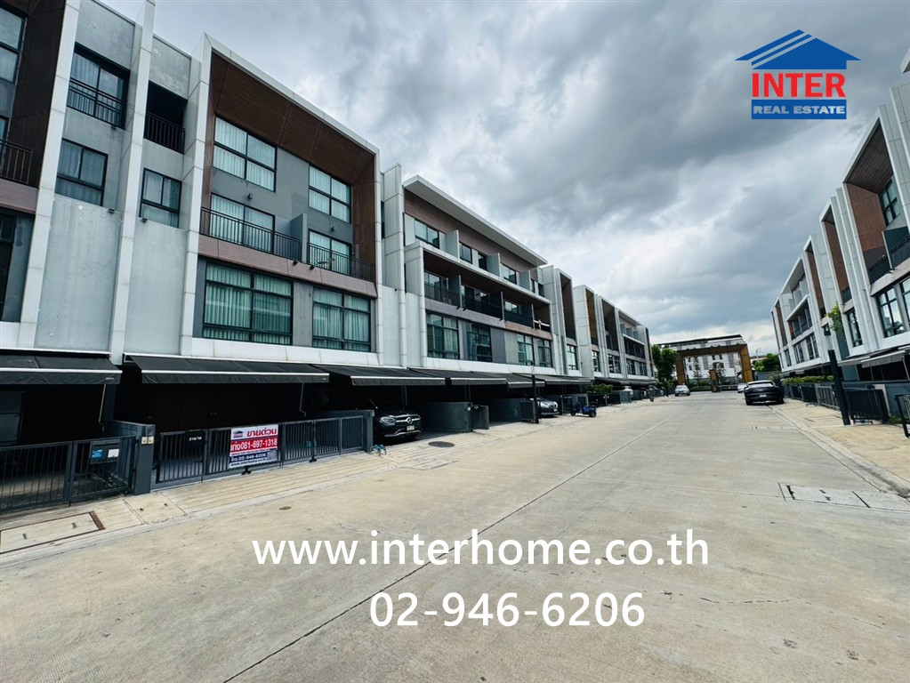 Townhome, 3 floors, 21.8 sq m, Arden Pattanakarn Village. Soi Phatthanakan 20, Intersection 8, Phatthanakan Road, On Nut Road, Suan Luang District, Bangkok Townhome, 3 floors, 21.8 sq m, Arden Pattanakarn Village. Soi Phatthanakan 20, Intersection 8, Phatthanakan Road, On Nut Road, Suan Luang District, Bangkok
