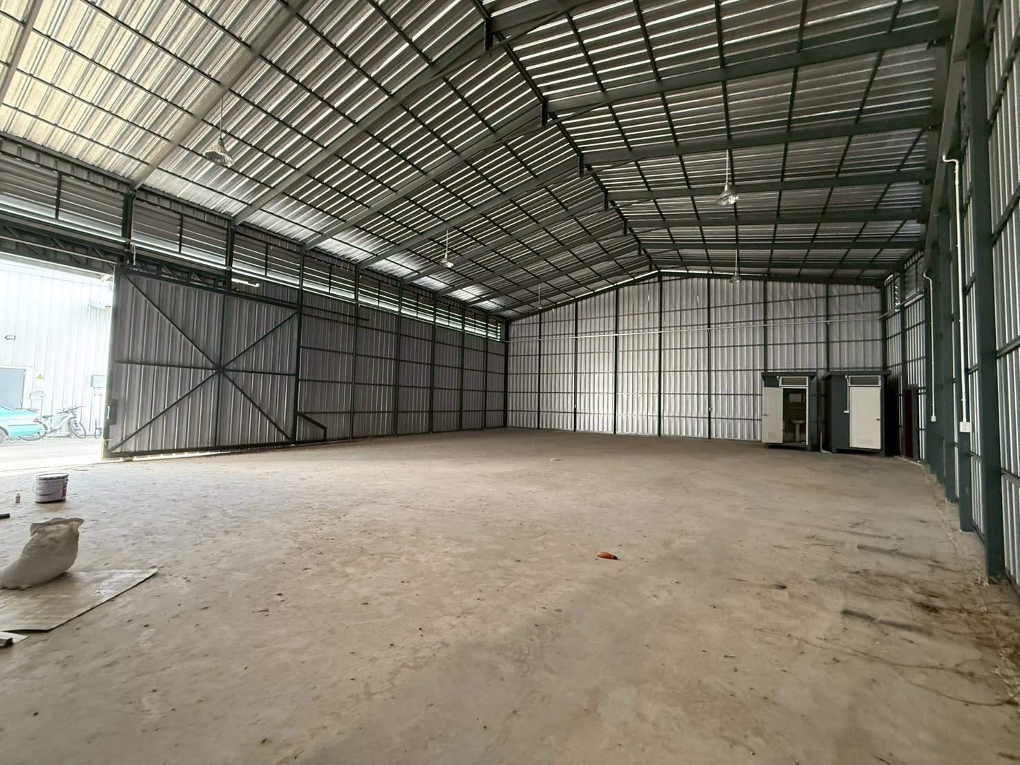 🚨 Urgent! Warehouse in new condition for rent, Bang Lamung 14, Chonburi, size 288, 345 and 353 sq m., 3 phase electricity, near Laem Chabang Port and Pattaya. – รูปที่ 2