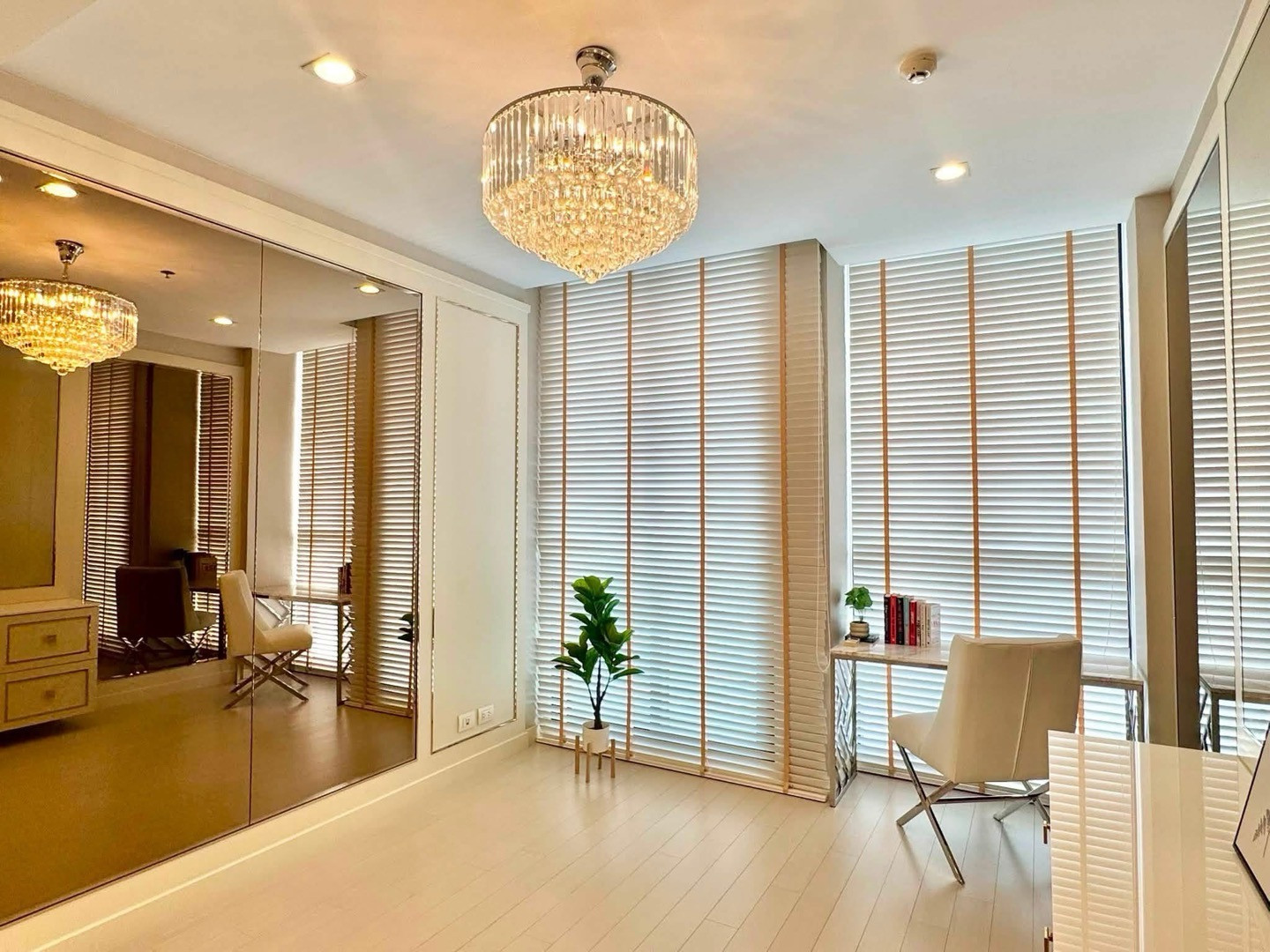 ให้เช่าคอนโดเพลินจิต🔥โนเบิล เพลินจิต🔥ชั้น23🔥114ตรม🔥2Bed🔥R19-6🔥พร้อมอยู่ – รูปที่ 2