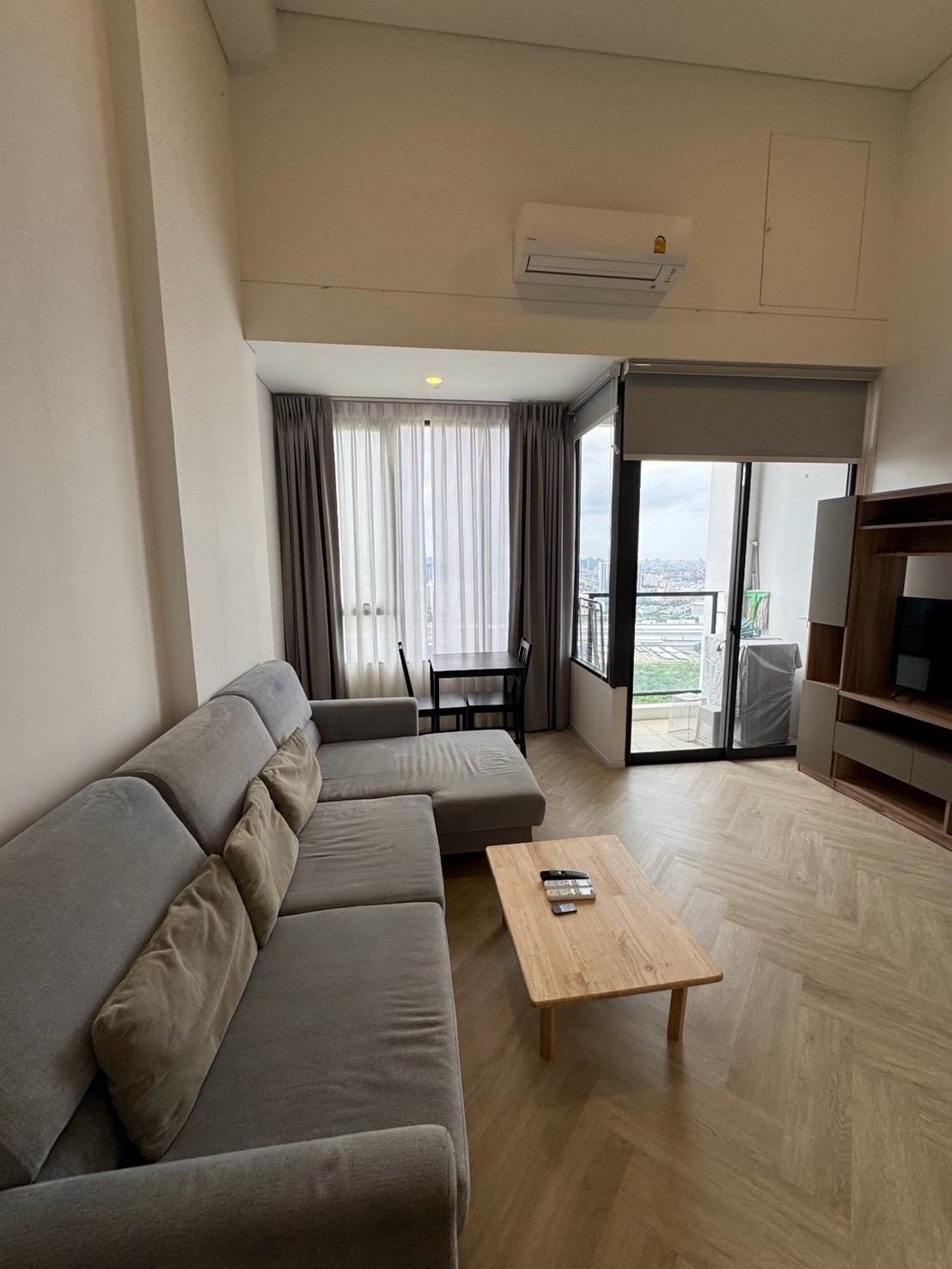 Rent - 📍Siamese residence landmark @ MRTA station - Duplex high floor Rent - 📍Siamese residence landmark @ MRTA station - Duplex high floor
