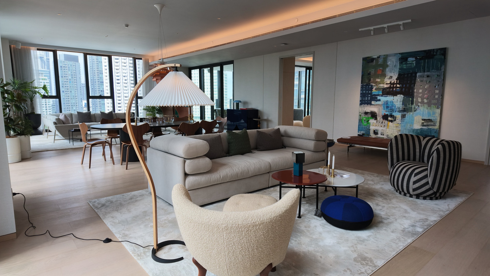 SCOPE Thonglor — All-Penthouse แห่งแรกในไทย  พื้นที่ส่วนกลางที่ออกแบบมาเพื่อความเป็นส่วนตัวและความเหนือระดับ – รูปที่ 3