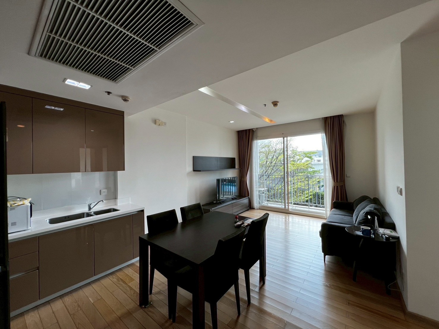 🏡 Siri at Sukhumvit | สิริ แอท สุขุมวิท * ชั้น 7 | 2 ห้องนอน 2 ห้องน้ำ ขนาด 69.03 ตร.ม. ราคาขาย 10.5 ล้านบาท