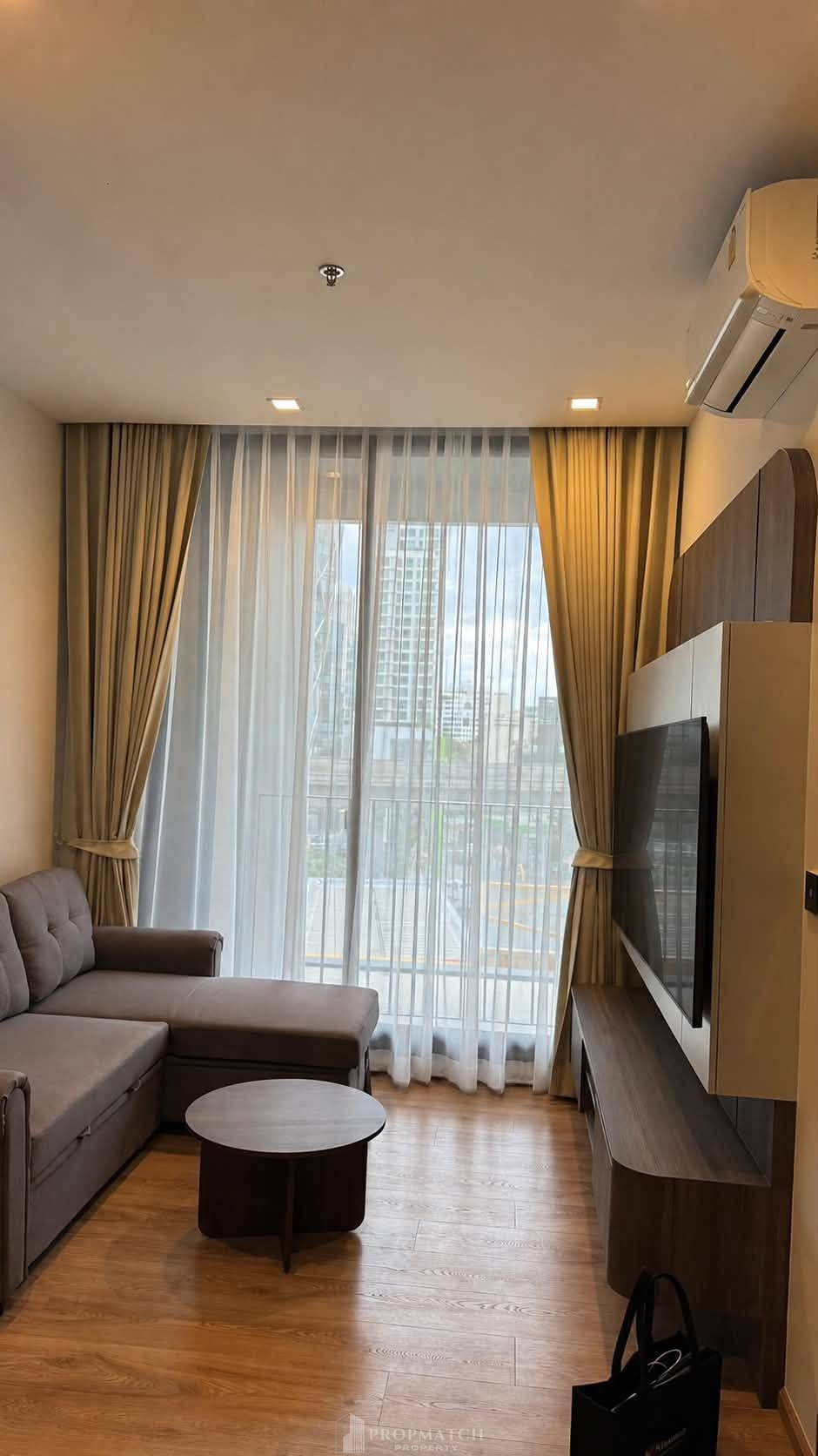 ✨Flash Deal ✨Noble Around Ari (1Bed 1Bath 35.5SQM.) พร้อมอยู่ ! เพียง 25,000 บาทต่อเดือน Tel.0981315848 @propmatch ✨Flash Deal ✨Noble Around Ari (1Bed 1Bath 35.5SQM.) พร้อมอยู่ ! เพียง 25,000 บาทต่อเดือน Tel.0981315848 @propmatch
