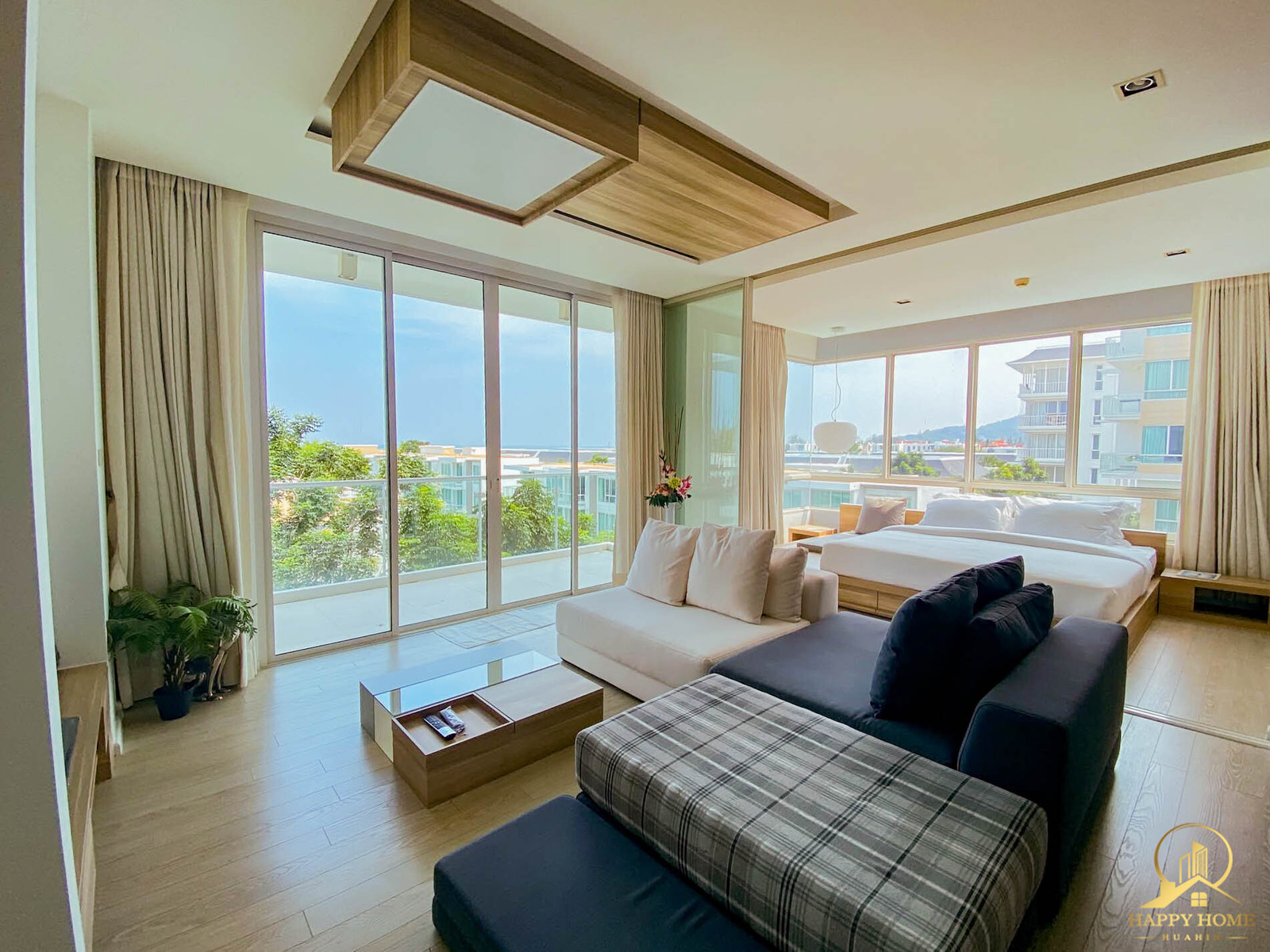 Beachfront condo for rent in Wan Vayla Khao Tao 