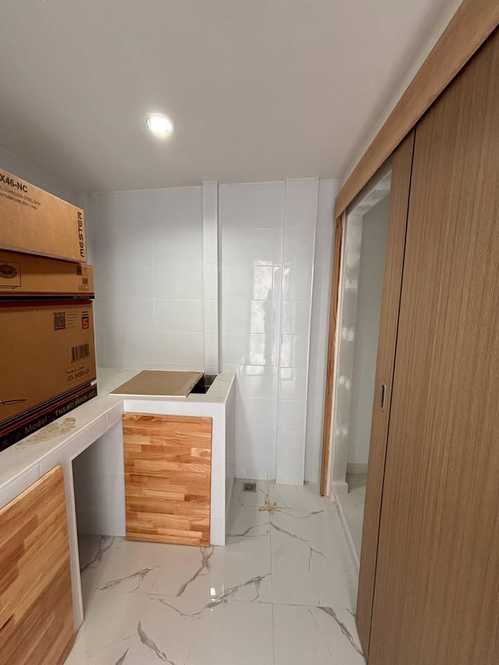 ทาวน์เฮ้า 2ชั้น ม.มิตรประชา พหลโยธิน54 รีโนเวทแต่งใหม่ทั้งหลัง 3นอน 2น้ำ 19.7 ตร.ว ต่อเติมห้องครัว + โรงจอดรถ รถไฟฟ้าสายสีเขียว สนามบินดอนเมือง (อยู่ระหว่างรีโนเวทใหม่) – รูปที่ 3