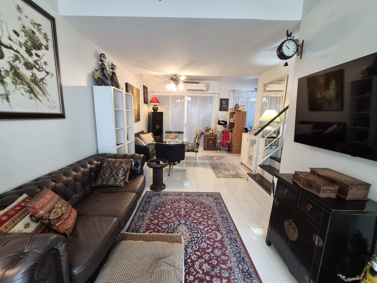 Townhome, 3 bedrooms, 2 bathrooms, with furniture, for sale or rent, 3 bedrooms, 2 bathrooms, The Connect Bering Station. Townhome, 3 bedrooms, 2 bathrooms, with furniture, for sale or rent, 3 bedrooms, 2 bathrooms, The Connect Bering Station.