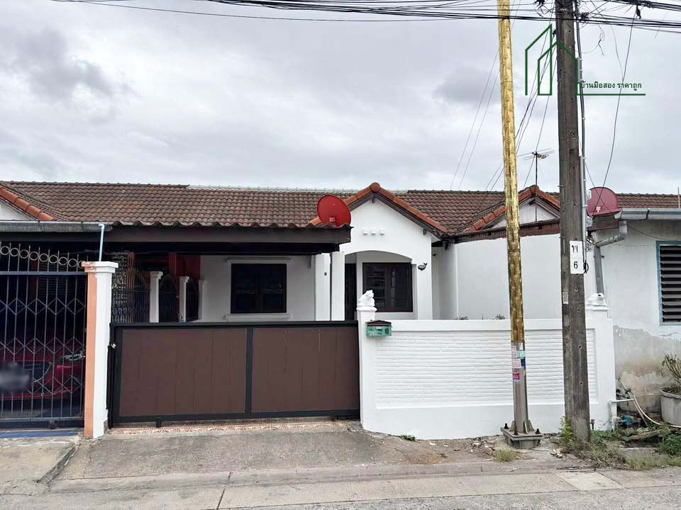 Single-story townhouse, Chamchuri University (Project 2), King Kaew Road, Bang Phli, ready to move in. Single-story townhouse, Chamchuri University (Project 2), King Kaew Road, Bang Phli, ready to move in.