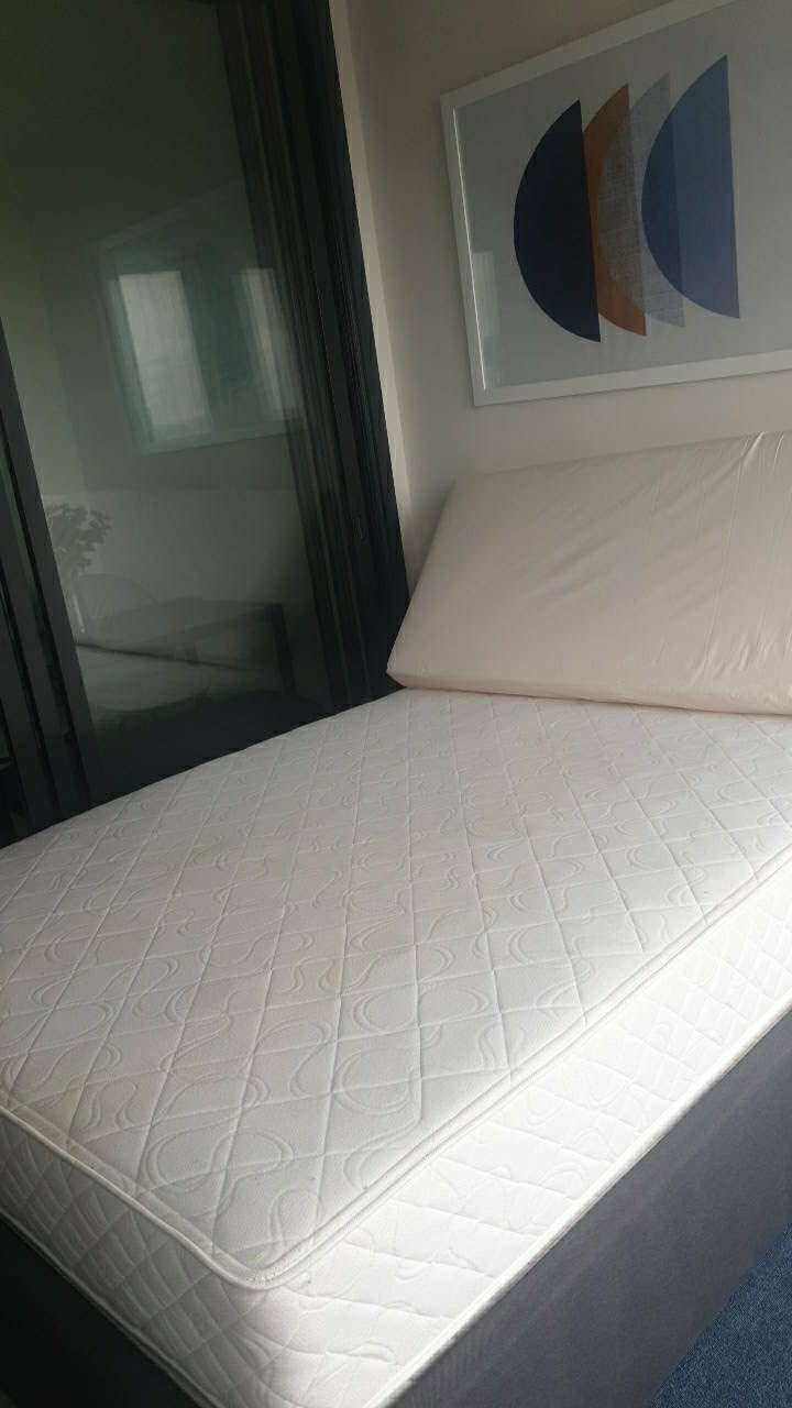 For sale XT HUAIKHWANG | Condo in prime location, near MRT Huai Khwang, only 75 meters. For sale XT HUAIKHWANG | Condo in prime location, near MRT Huai Khwang, only 75 meters.