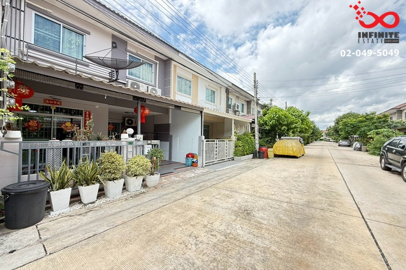 ขายทาวน์เฮาส์ 2 ชั้น 18 ตรว. หมู่บ้านรื่นฤดี 6 ถนนเลียบคลองสอง (รามอินทรา-ซาฟารี) บ้านแต่งสวย ต่อเติมพื้นใช้สอยลงตัว – รูปที่ 2