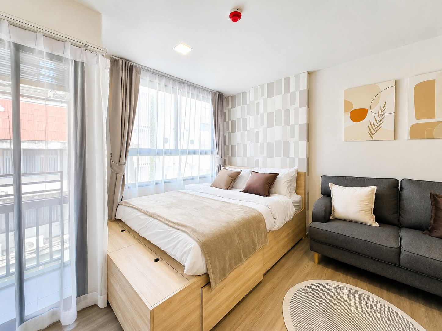 The Muve Bangwa (The Move Bangwa) central location on the Thonburi side, near BTS & MRT Bang Wa Interchange, get into the city quickly, there is a shuttle bus, starting at 1.89 million baht. Line: @wsrcondo call 061-6161426 The Muve Bangwa (The Move Bangwa) central location on the Thonburi side, near BTS & MRT Bang Wa Interchange, get into the city quickly, there is a shuttle bus, starting at 1.89 million baht. Line: @wsrcondo call 061-6161426