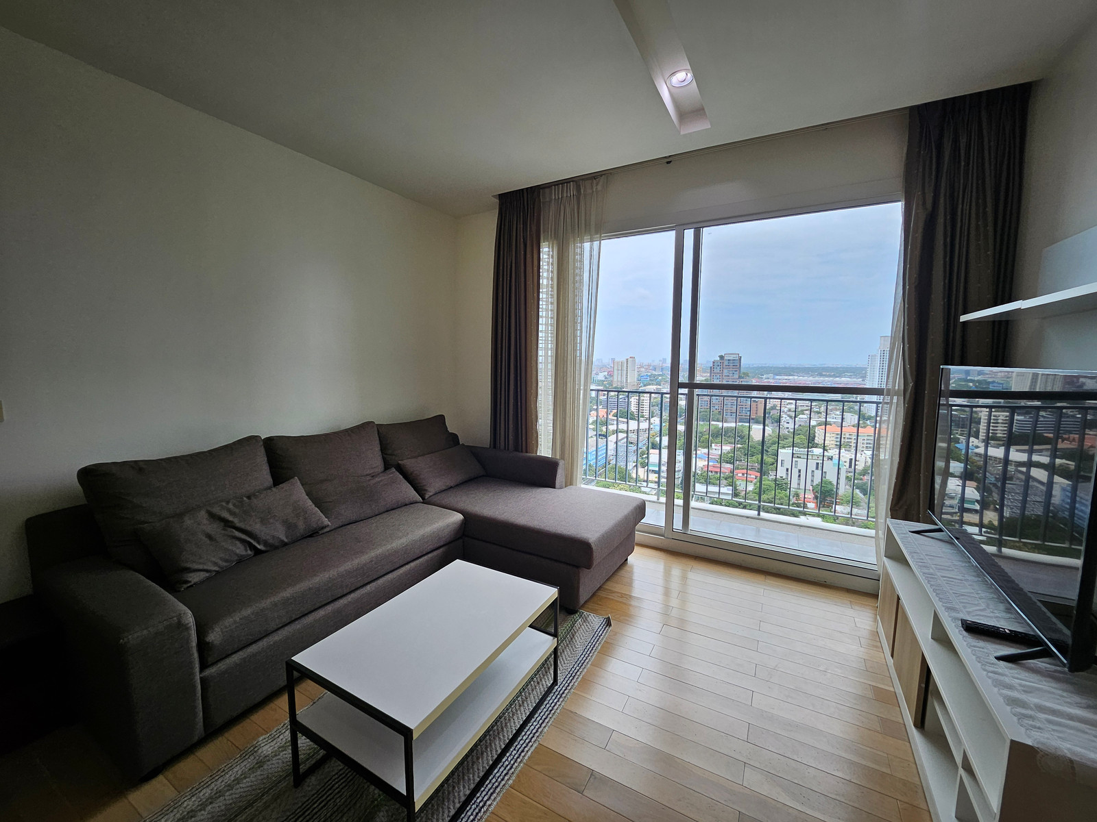 ราคาดีที่สุดในตึก ห้องสวย วิวเมือง ชั้นสูง Luxury คอนโด ติด bts ทองหล่อ – รูปที่ 4