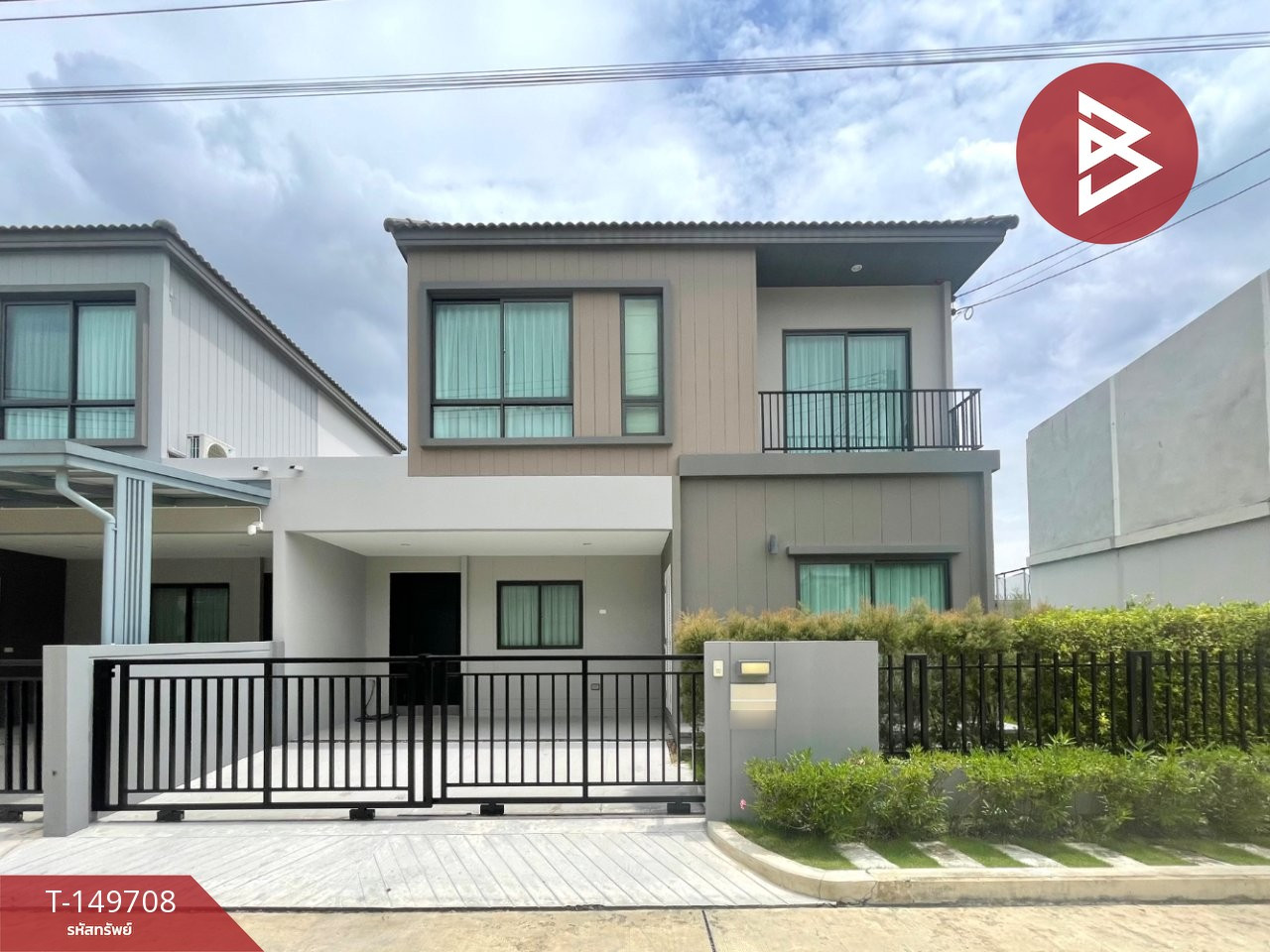 ขายบ้านแฝด หมู่บ้านวีคอมพาวด์ รังสิต-วิภาวดี ปทุมธานี พร้อมอยู่ ขายบ้านแฝด หมู่บ้านวีคอมพาวด์ รังสิต-วิภาวดี ปทุมธานี พร้อมอยู่