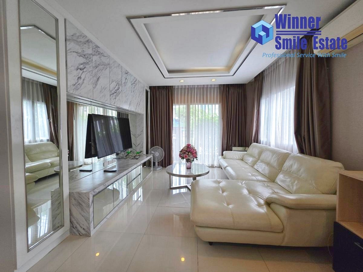 Passorn Prestige Luxe Pattanakarn 44 for Rent Fully Built-in Near Hua Mak ARL Passorn Prestige Luxe Pattanakarn 44 for Rent Fully Built-in Near Hua Mak ARL
