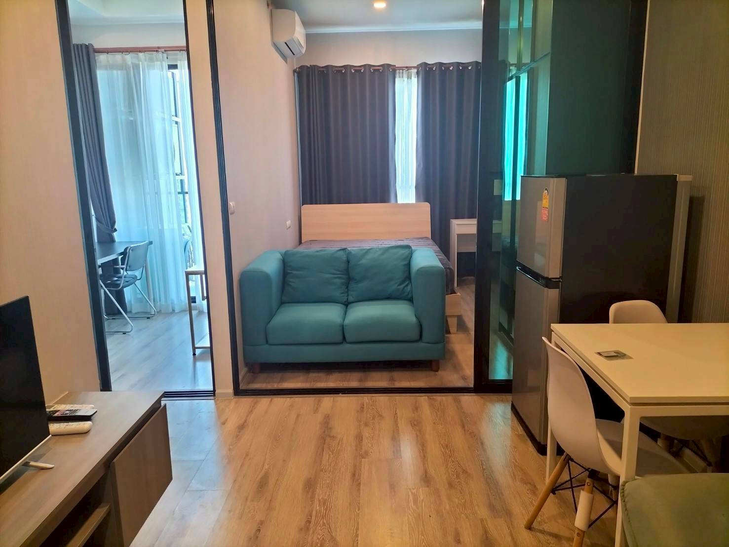 Condo for rent KnightsBridge-Ram _ 0968522574