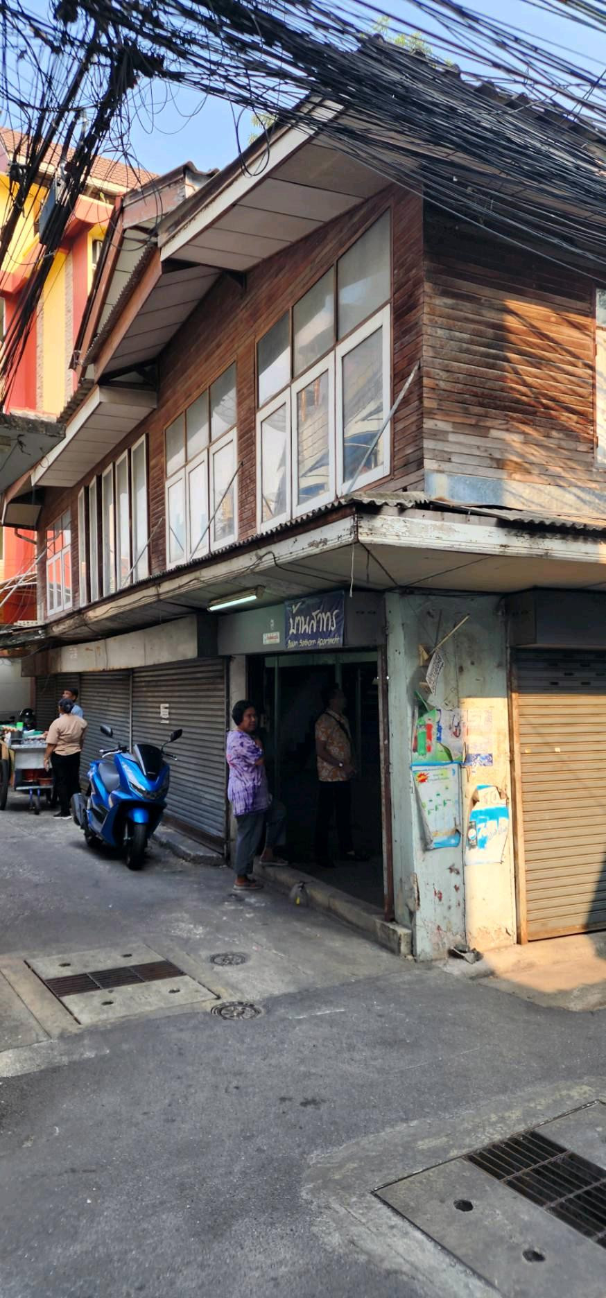 ขายบ้านพร้อมที่ดินทำเลสวยซอยเจริญราษฎร์ สถานี – รูปที่ 4