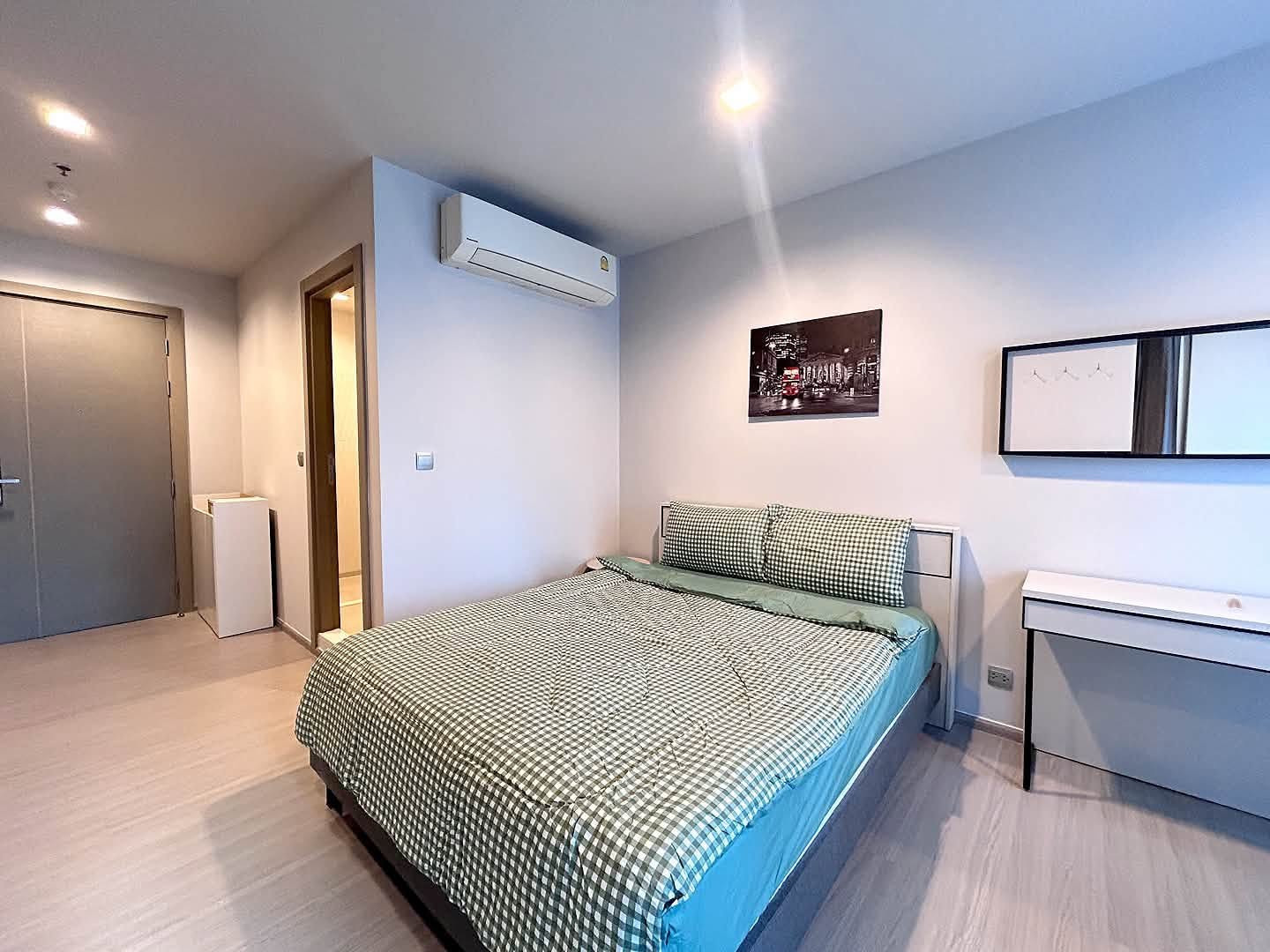 LIFE ASOKE - RAMA9 | RAMA9 | MRT RAMA9 Studio | 1 Bathroom | 26 sq.m. | 18,000/mo.