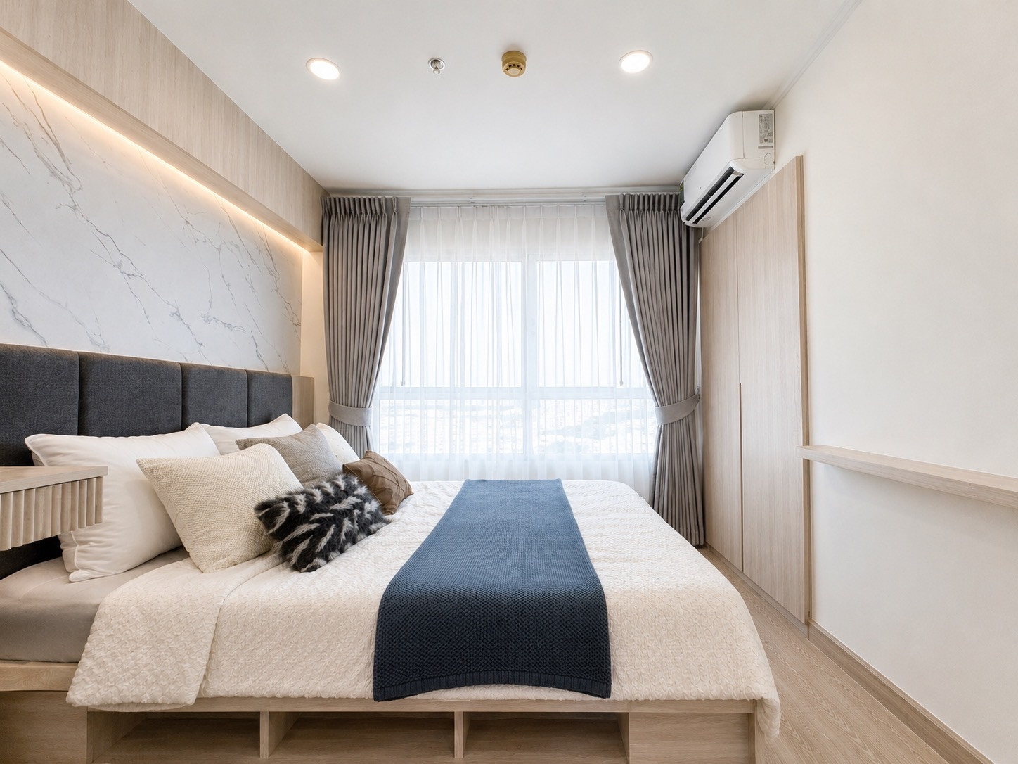 Urgent sale Lumpini Ville Lasalle-Bearing, newly renovated suite, built-in furniture, complete electrical appliances. Urgent sale Lumpini Ville Lasalle-Bearing, newly renovated suite, built-in furniture, complete electrical appliances.