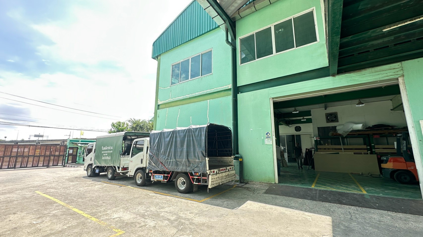 Factory for sale with land, total area 2 rai, Soi Chatuchot 4, Chatuchot Road, Or Ngoen Subdistrict, Sai Mai District, Bangkok. – รูปที่ 2