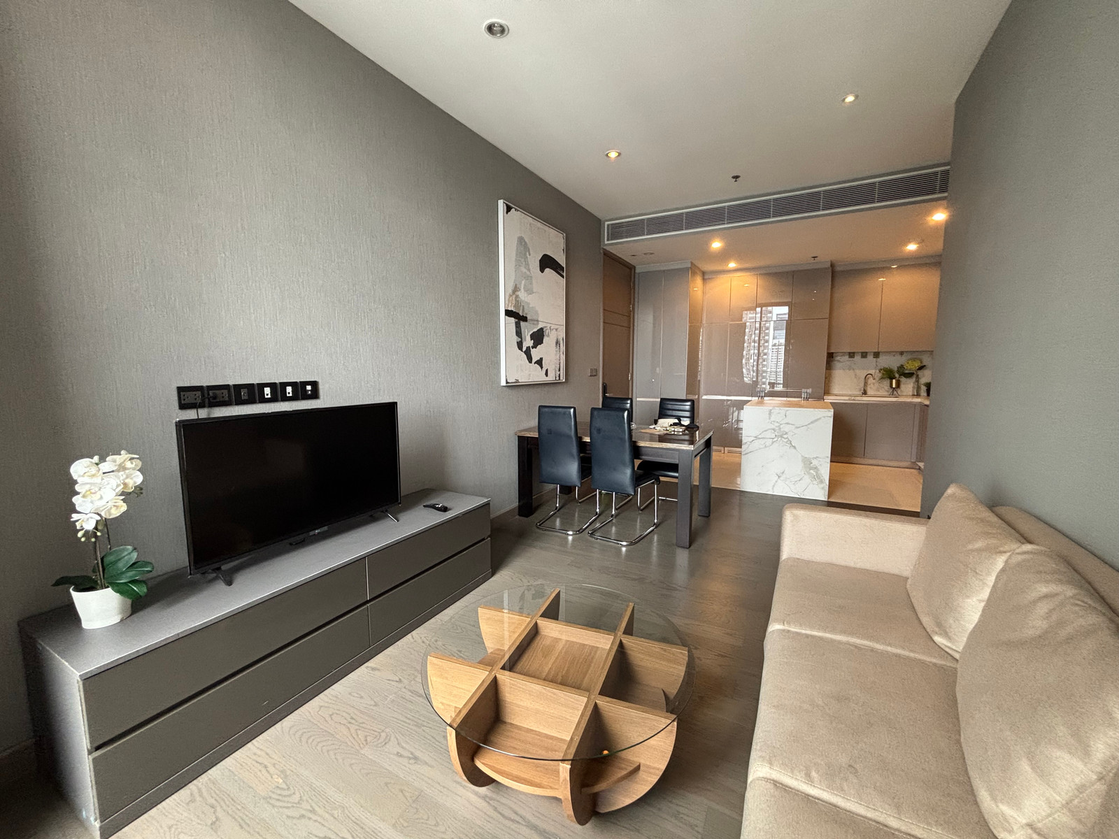 2Beds For Rent The Esse at Singha Complex 