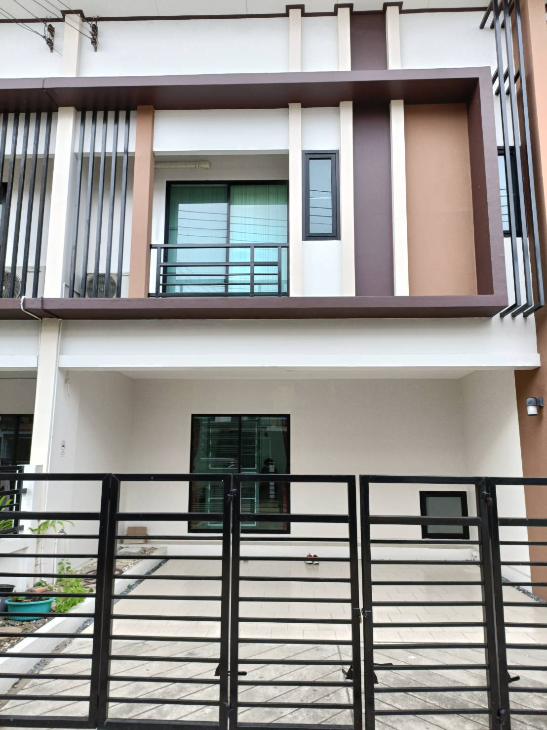 ขาย ทาวน์โฮม บ้านฟ้ากรีนเนอรี่ ปิ่นเกล้า-สาย5 บ้านใหม่ พร้อมอยู่ ใกล้ มหิดล ติด บรมราชชนนี ขาย ทาวน์โฮม บ้านฟ้ากรีนเนอรี่ ปิ่นเกล้า-สาย5 บ้านใหม่ พร้อมอยู่ ใกล้ มหิดล ติด บรมราชชนนี