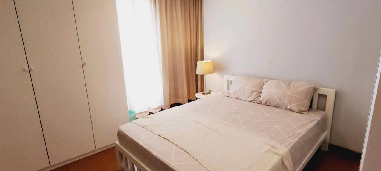 For rent, Diamond Sukhumvit, 5th floor. For rent, Diamond Sukhumvit, 5th floor.