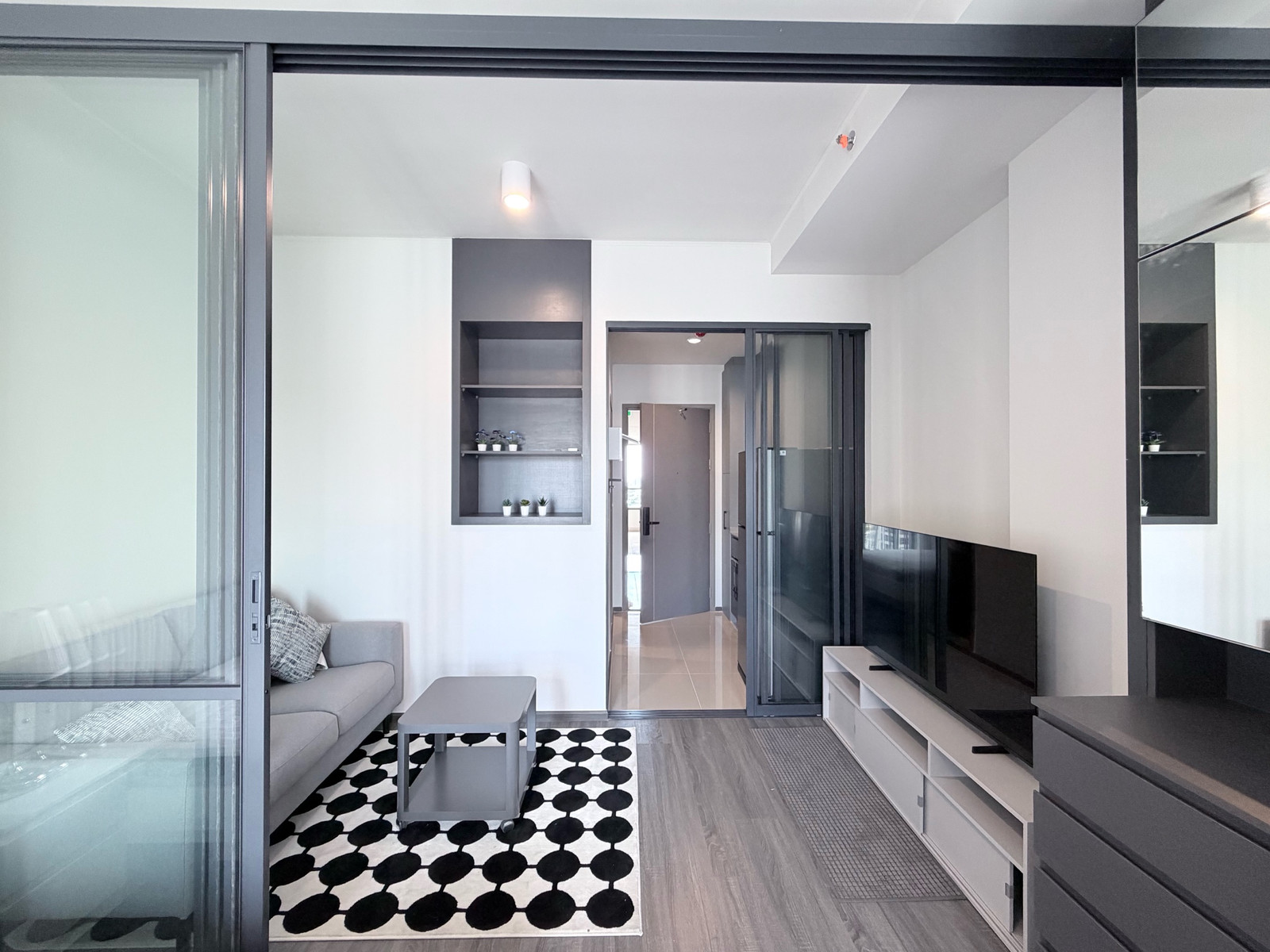 For rent Ideo Sukhumvit-Rama 4