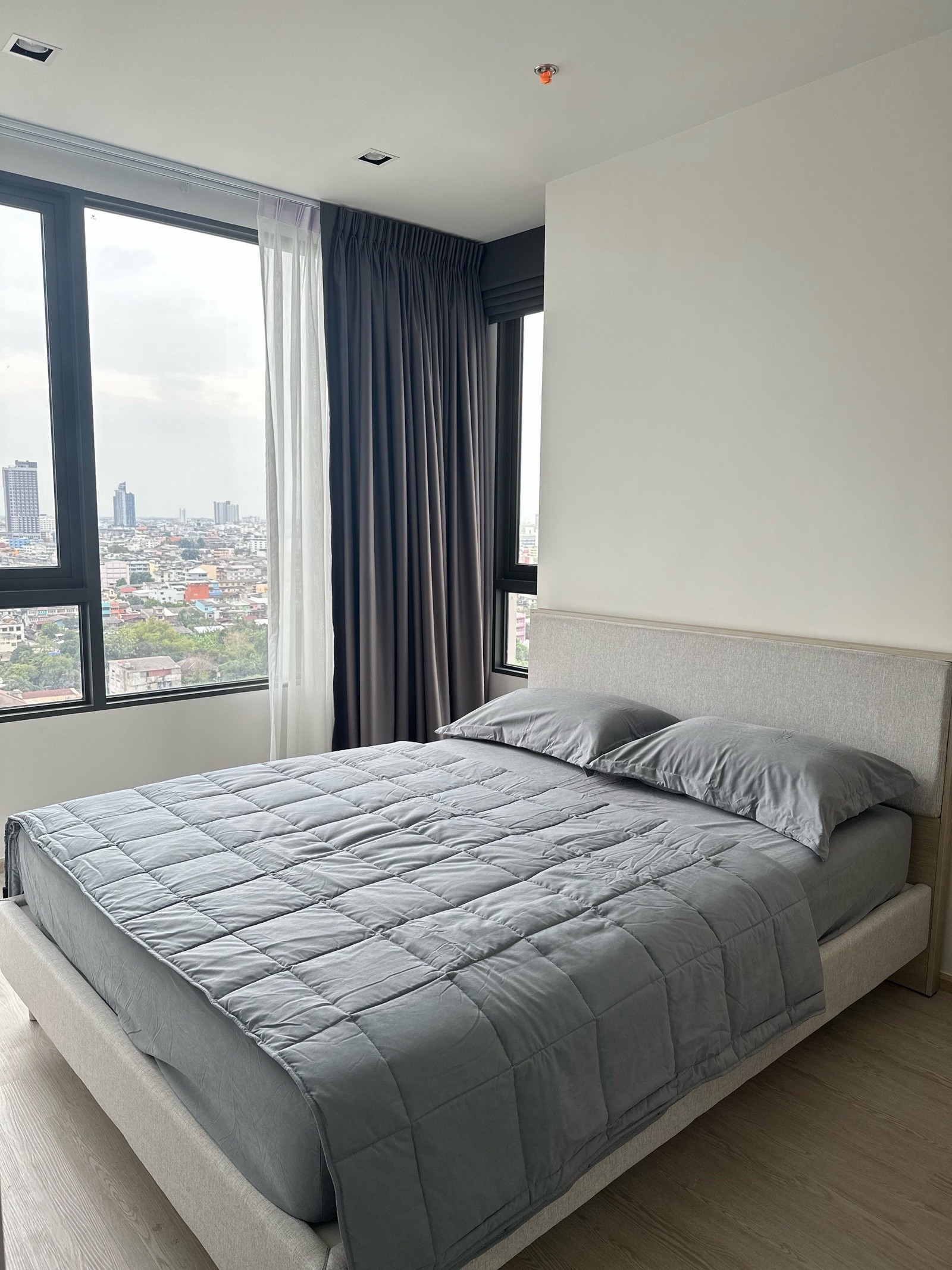 ให้เช่า Reference Sathorn-Wongwianyai เรฟเฟอเรนซ์ สาทร-วงเวียนใหญ่ ให้เช่า Reference Sathorn-Wongwianyai เรฟเฟอเรนซ์ สาทร-วงเวียนใหญ่