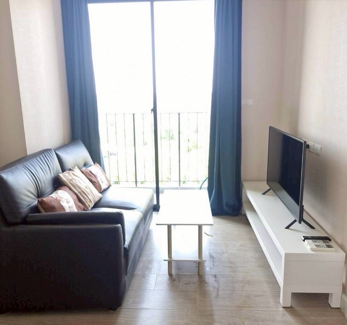 🔥 For rent | Metro Luxe Riverfront Rattanathibet 🚇 near MRT Sai Ma 🚌 There is a van to pick up and drop off from the condo to the BTS station. 🔥 For rent | Metro Luxe Riverfront Rattanathibet 🚇 near MRT Sai Ma 🚌 There is a van to pick up and drop off from the condo to the BTS station.