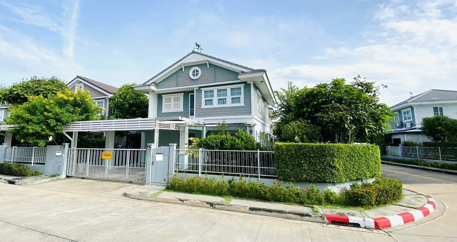 ให้เช่า บ้านเดี่ยว 2 ชั้น หลังมุม หมู่บ้าน ชัยพฤกษ์ จตุโชติ - วัชรพล พร้อมเฟอร์นิเจอร์และเครื่องใช้ไฟฟ้า และมีห้องนอนด้านล่างพร้อมห้องน้ำในตัว ให้เช่า บ้านเดี่ยว 2 ชั้น หลังมุม หมู่บ้าน ชัยพฤกษ์ จตุโชติ - วัชรพล พร้อมเฟอร์นิเจอร์และเครื่องใช้ไฟฟ้า และมีห้องนอนด้านล่างพร้อมห้องน้ำในตัว