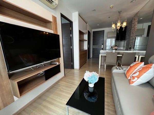 Rhythm Sathorn 21, large room 45 sq m., comfortable, beautiful view, ready for rent!