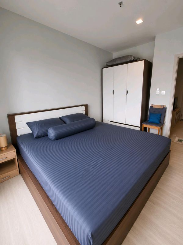 Life Sukhumvit48 for rent, good price, good location, electrical appliances and complete furniture.