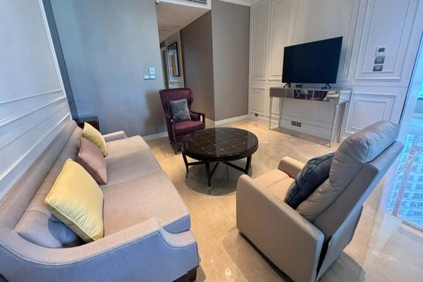 🔥Sale with tenant !!🔥 Sindhorn Residence, 2 bedroom, 3 bathroom, high floor 27++, Modern style !! Code C20260800029 furnished, Special Deal!!📣📣 
