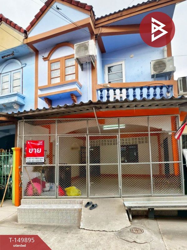 2-story townhouse for sale, corner house, Chat Thong Village, Tha Sai, Samut Sakhon.