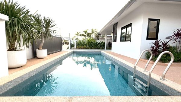 หลุดจอง!! pool villa  !!!  บ้านหรูที่คู่ควรกับคุณ!!! ขายบ้านพร้อมสระว่ายน้ำส่วนตัว นิบบาน่า เชด (Nibbana Shade)  ตำบลหนองปรือ อำเภอบางละมุง จังหวัดชลบุรี 