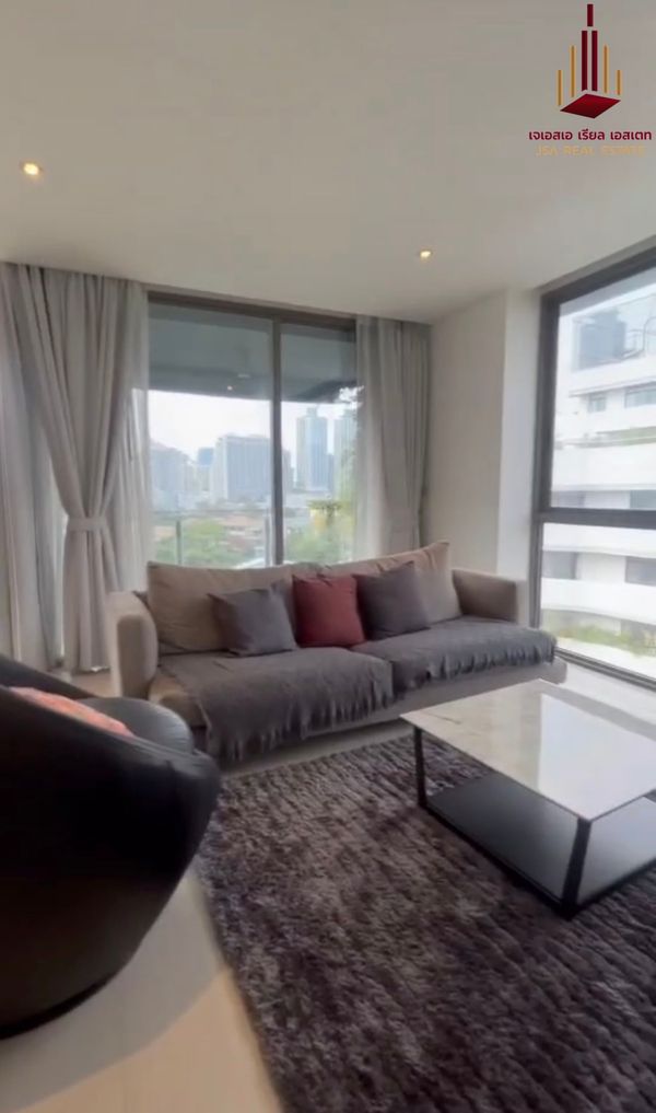 ✨ For Sale : Downtown 49 Condo ✨ 💰 Only 15,900,000 THB