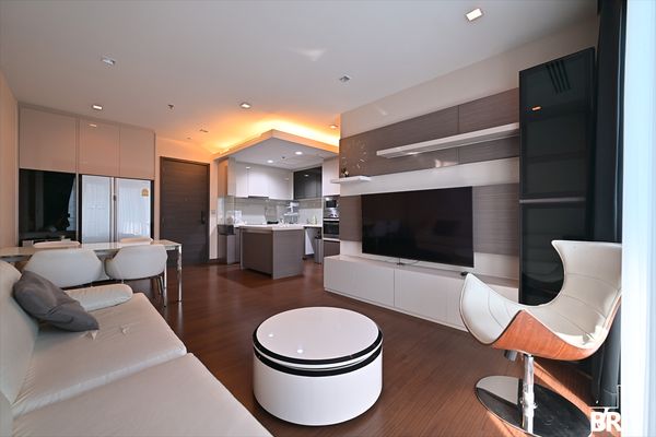 Ivy Ampio for sale 2 Bed 2 Bath 81sqm. Only 10,950,000 THB !!🔥🔥 Call 065-821-5651 By AG.Pond