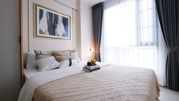 Knightsbridge Phaholyothin Interchange, 1BR Available For Sale, Nice Decoration, Near BTS Green Line : Phaholyothin station and Wat Phra Sri Mahathat station