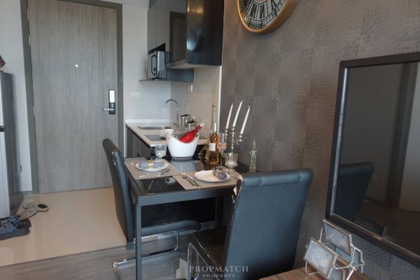 ✨Flash Deal ✨The Rich Sathorn - Taksin ( 1Bed 1Bath 40SQM.) พร้อมอยู่ ! เพียง 3,400,000 บาท Tel.0981315848 @propmatch 