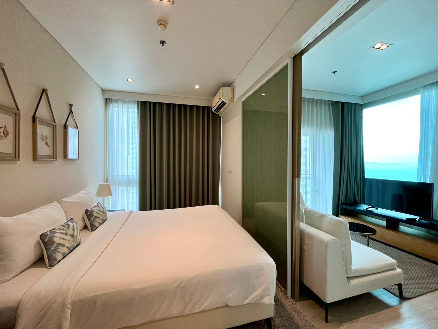 For rent condo Veranda Residences Pattaya Stdio 35 Sq.m Sea view (S03-2759) For rent condo Veranda Residences Pattaya Stdio 35 Sq.m Sea view (S03-2759)