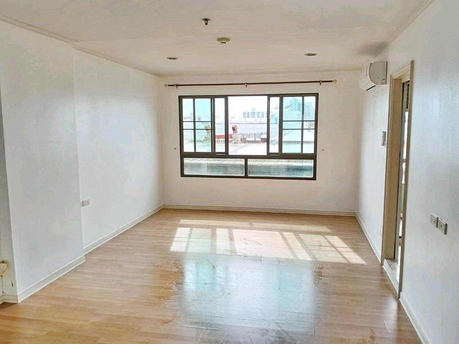 🏢 Lumpini Place Rama 3-Riverview | 1 studio | 1 bathroom | 30 sq m. | 9,000 baht/month ✨ Big room, newly renovated, opposite Terminal 21 Rama 3, only 9,000/month! 🏢 Lumpini Place Rama 3-Riverview | 1 studio | 1 bathroom | 30 sq m. | 9,000 baht/month ✨ Big room, newly renovated, opposite Terminal 21 Rama 3, only 9,000/month!