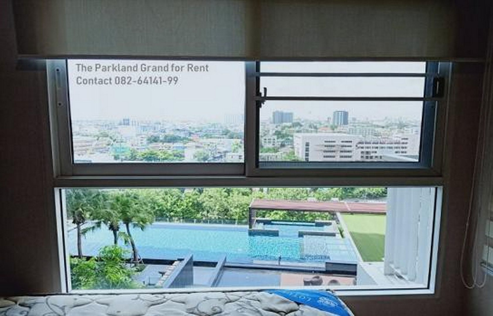 For rent and sale: Parkland Grand Taksin Tha Phra, 35 sq m., beautiful room, full view of the swimming pool, good condition, with private repair parking. For rent and sale: Parkland Grand Taksin Tha Phra, 35 sq m., beautiful room, full view of the swimming pool, good condition, with private repair parking.