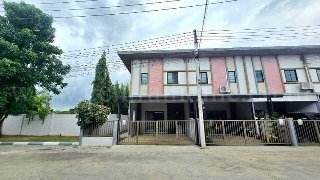 ทาวน์โฮม 2 ชั้น ภัทรไพรเวท 2 เฟส 3 หลังมุม ต้นโครงการ บ้านใหม่เหมือนมือ 1 – รูปที่ 2