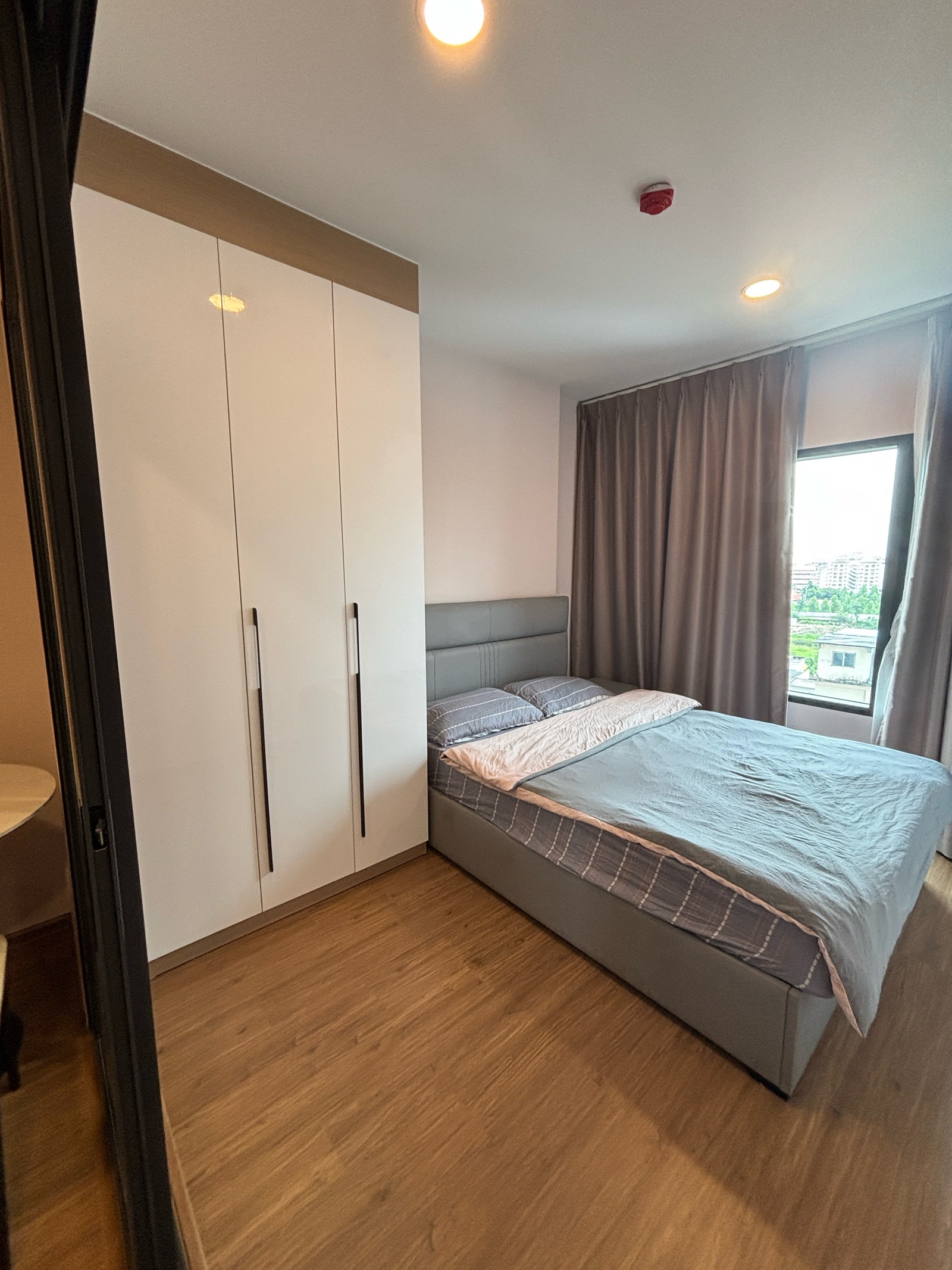 The Livin Ramkhamhaeng  🍁ใกล้ MRT ลำสาลี 🍁 28 ตรม 12000 บาท เท่านั้น  – รูปที่ 3