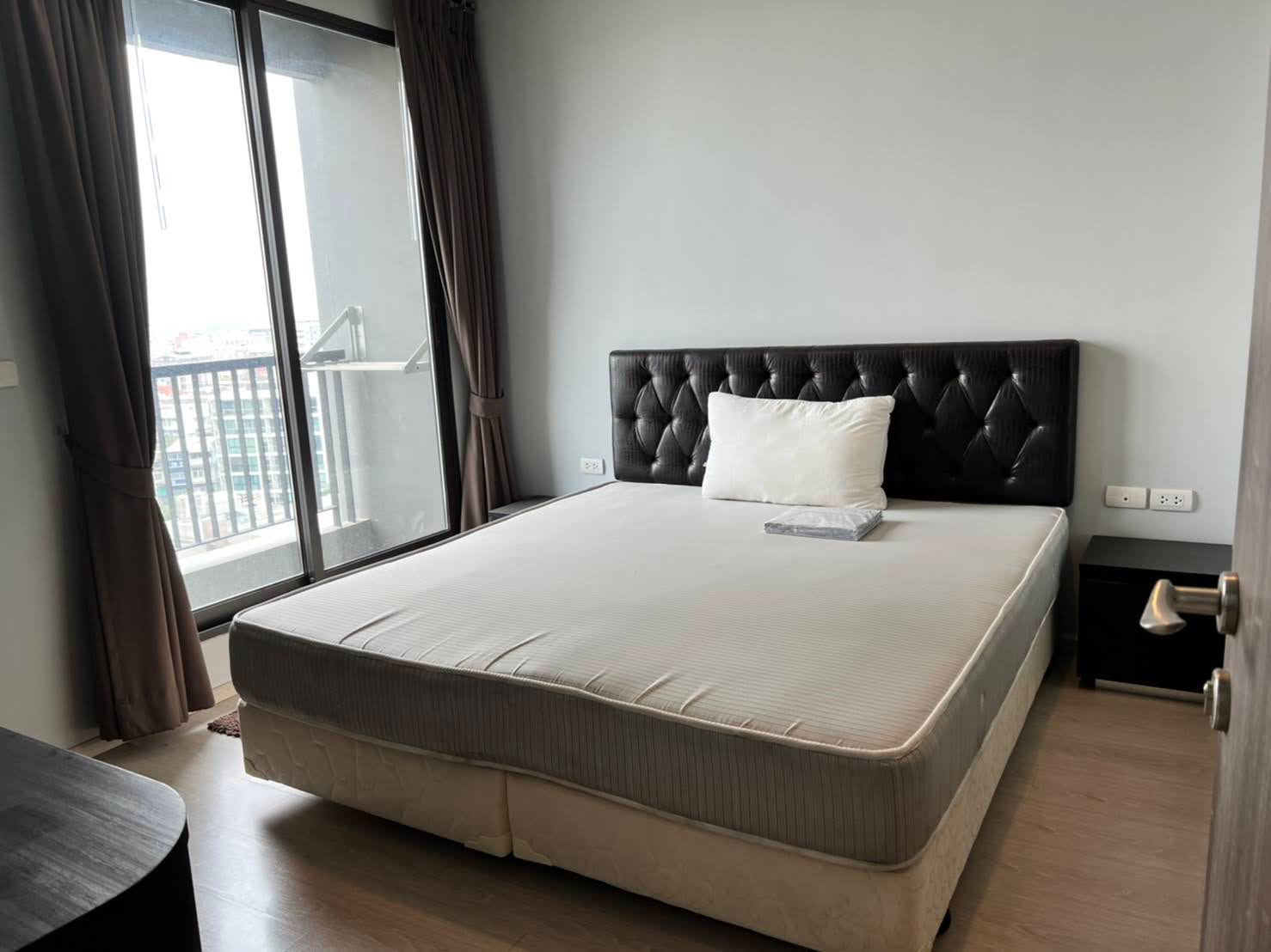 For rent Condo  Rhythm Sukhumvit 44/1 Fully Furnished  (S15-1884)