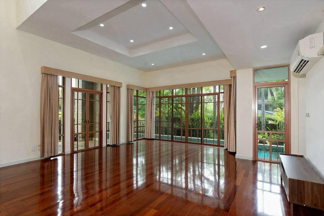 Rare Super Luxury Private Pool Residence in Sukhumvit 67 | Sansiris Most Exclusive Compound / unfurnished Rare Super Luxury Private Pool Residence in Sukhumvit 67 | Sansiris Most Exclusive Compound / unfurnished