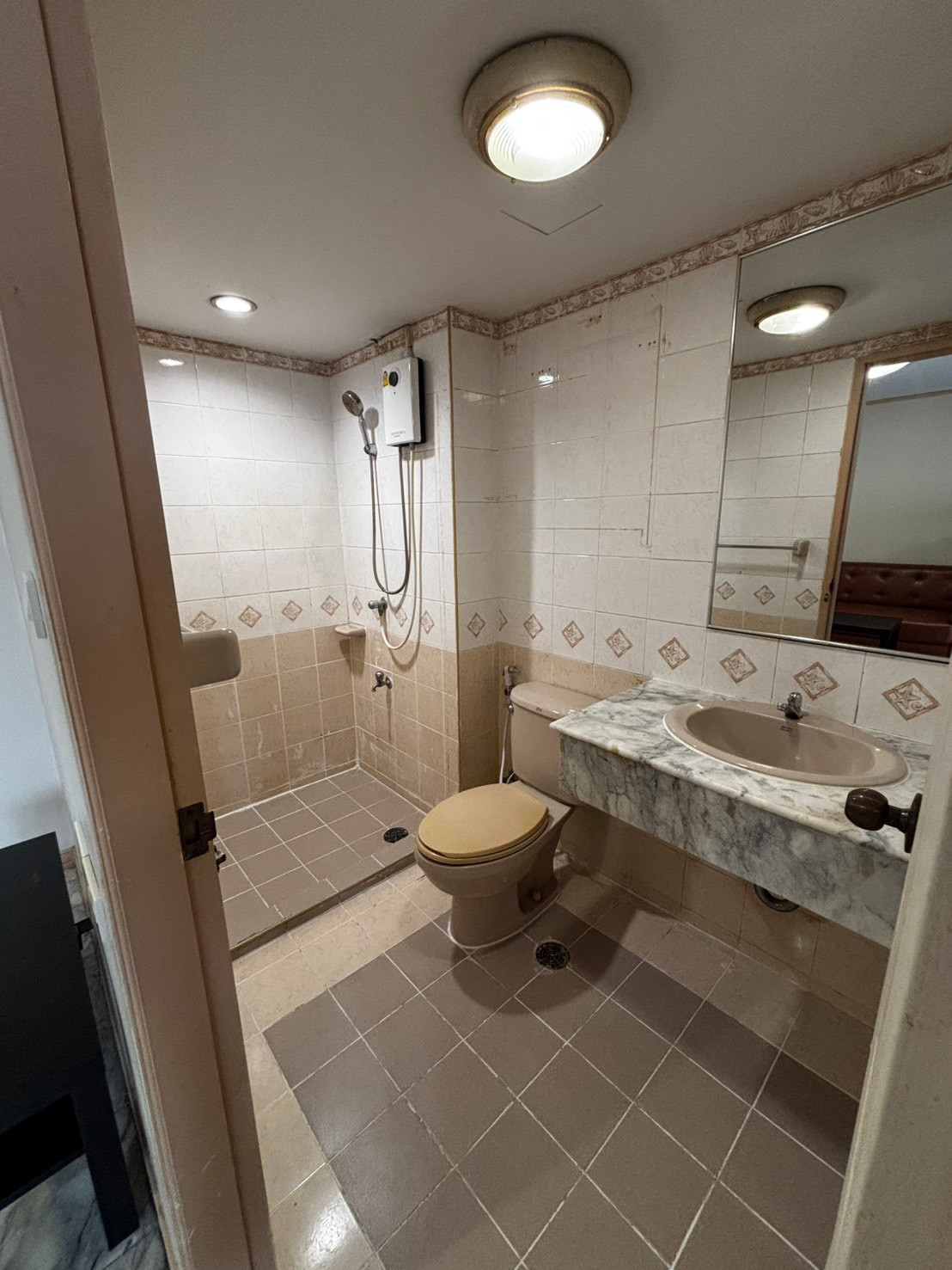 Lumpini Place Sathorn Narathiwas | ห้องสตูดิโอ 30 ตร.ม. | 10,000 บาท/เดือน | ทำเลดี ใจกลางสาทร – รูปที่ 3