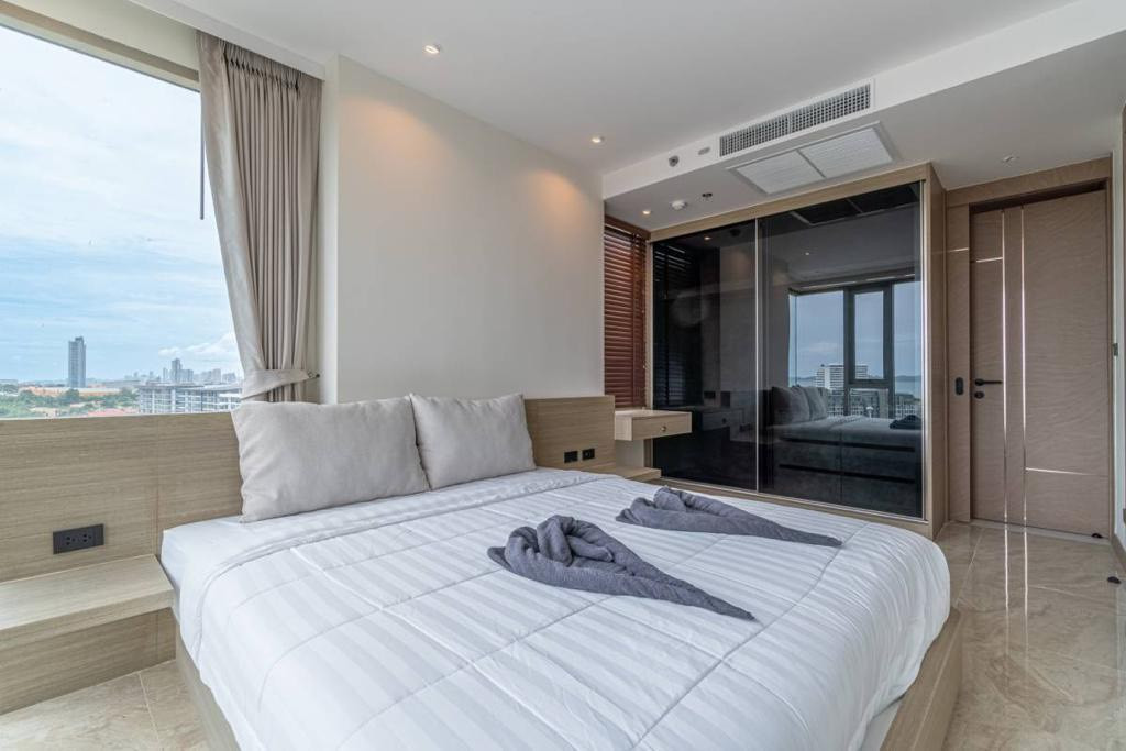 For sale Condo The Riviera Ocean Drive fully furnished (S03-2681(S))
