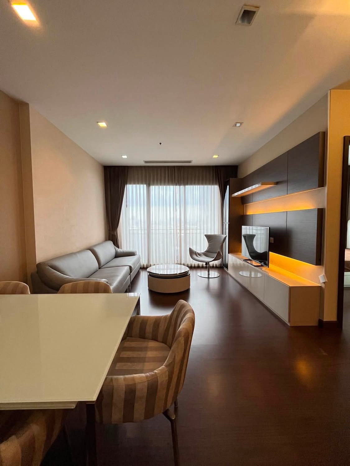 IVY AMPIO 2BEDROOM  SELL 13.9MB🔥